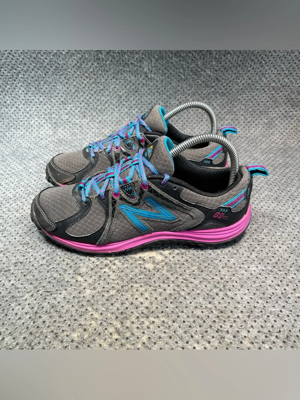 New Balance Women's Gray Athletic Sneakers with Pink and Blue Accents